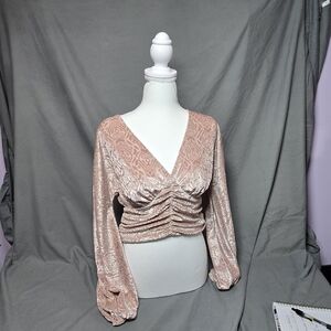 Self-E (by Self Esteem) Junior's Pink Velvet Floral Ruched Long Sleeve Crop Top